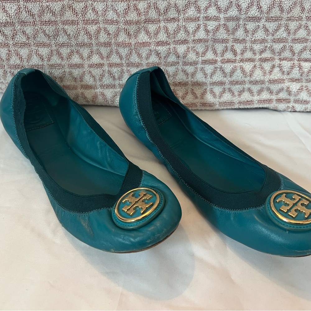 Tory Burch Turquoise Flats with Gold Logo